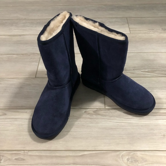 Minnetonka Shoes - Minnetonka dark blue boots